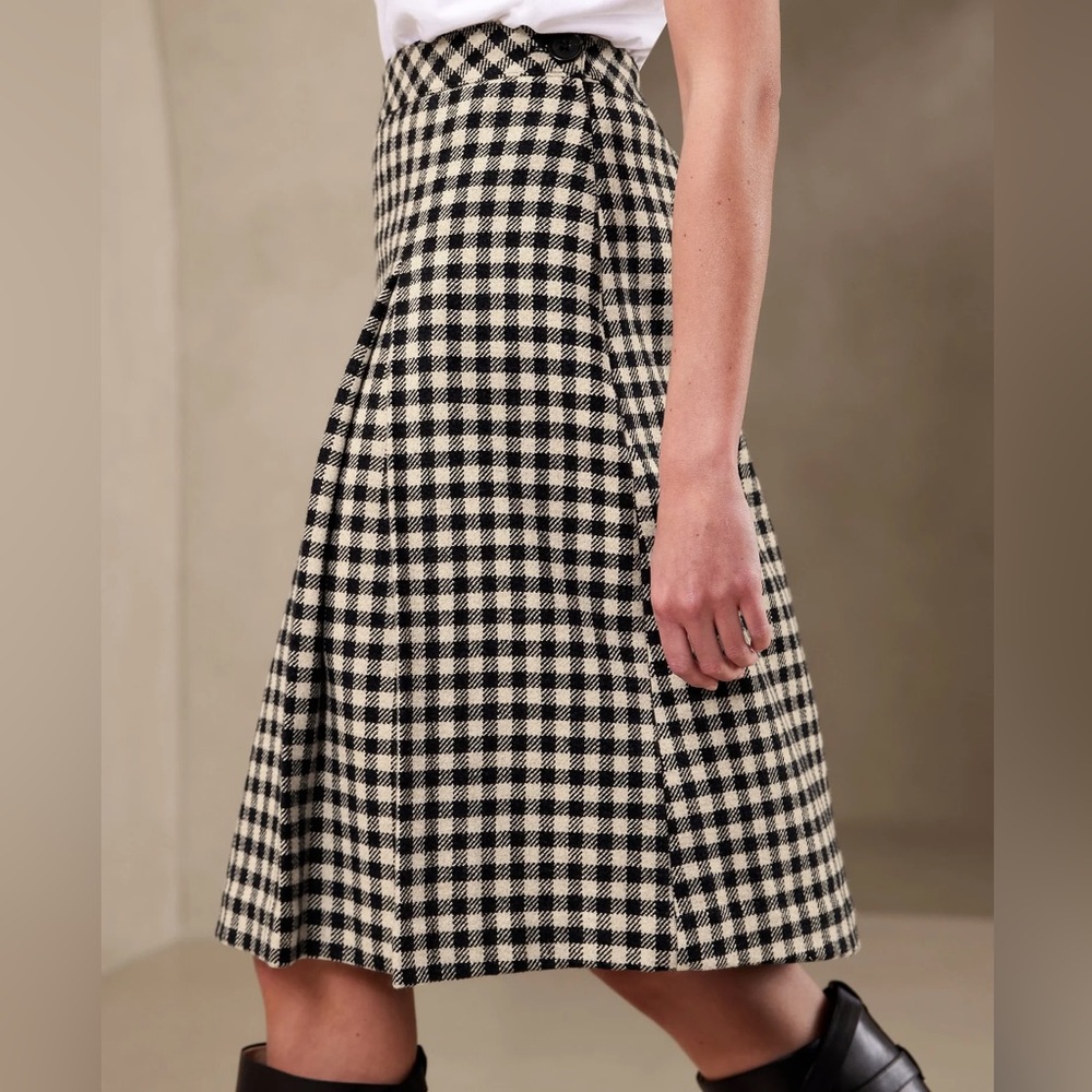 Banana Republic Wool Midi Skirt